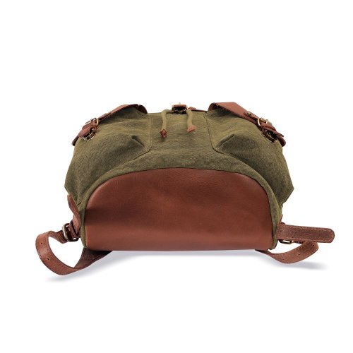 Malý ruksak HENRIETTA | 20 l | Zelený