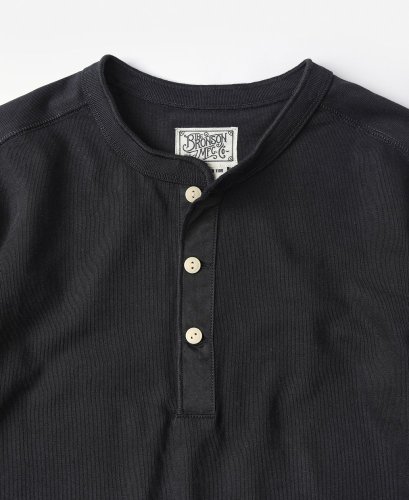 Long Sleeved Henley T-Shirt | Black - Size: XL