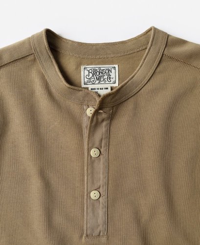 Long Sleeved Henley T-Shirt | Khaki - Size: XL